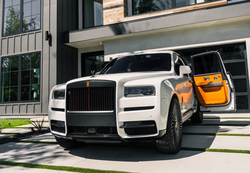 Rolls-Royce Cullinan available for rent in Los Angeles