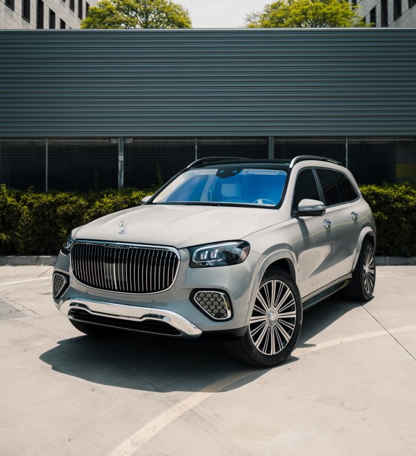 Maybach GLS600 rental Los Angeles