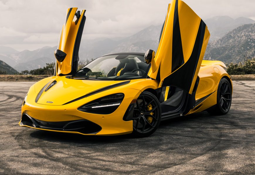 Rent a McLaren 720s LA