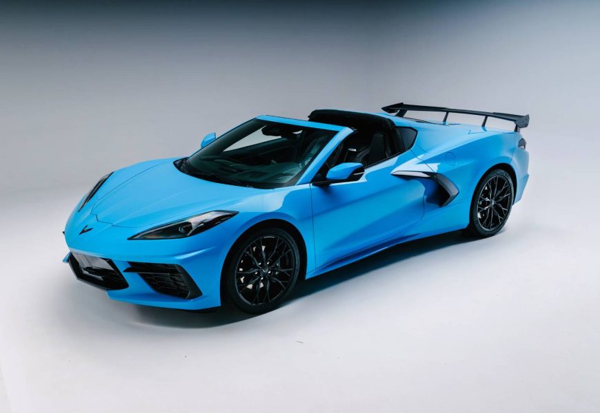 Corvette V8 in Blue Color