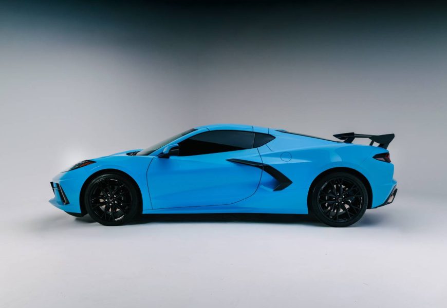 Corvette V8 in Blue Color