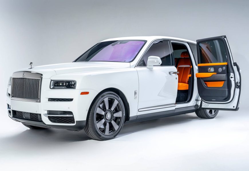 A Rolls-Royce Cullinan for rent